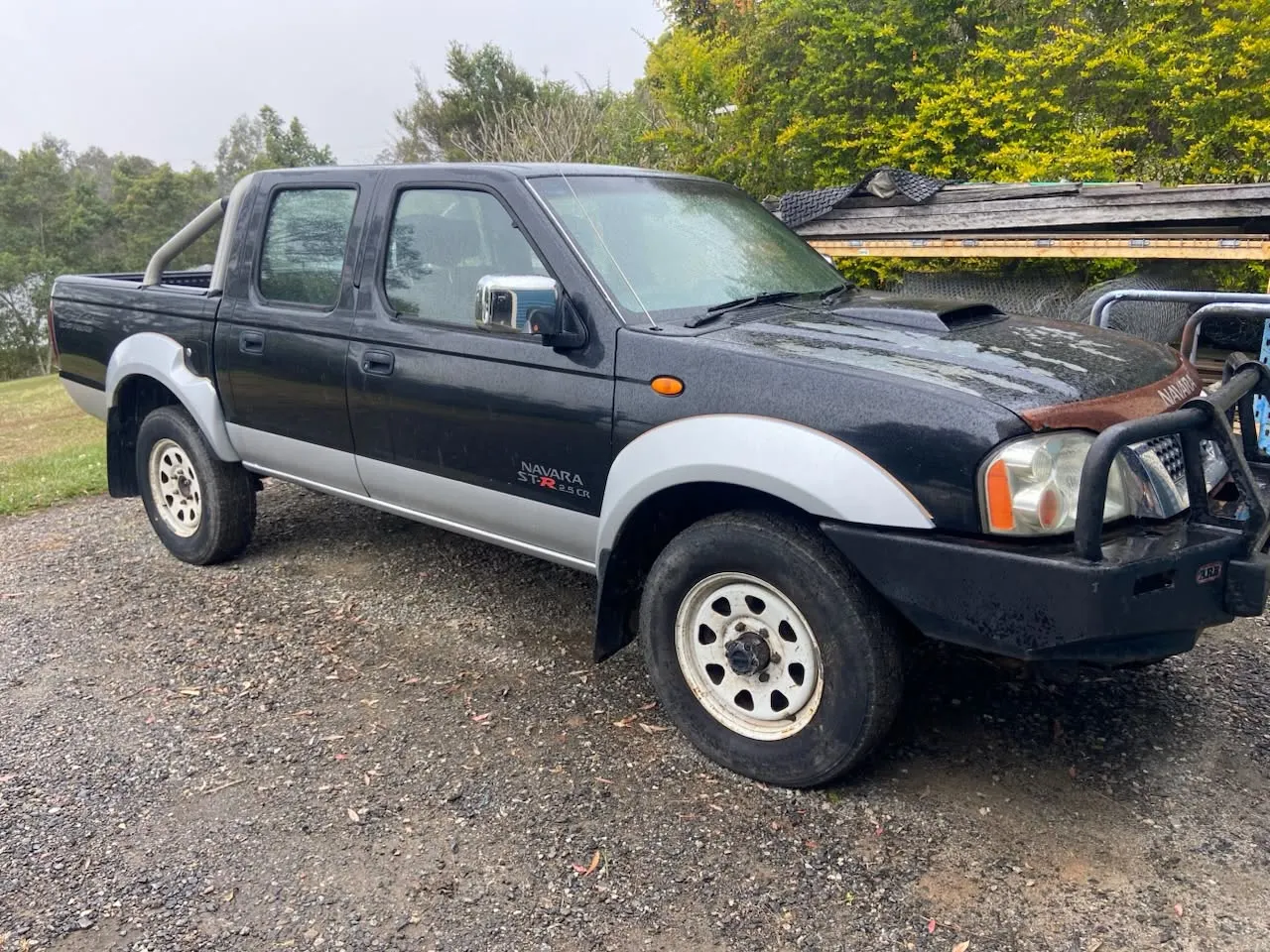 Dual-cab ute with bull bar collected for cash